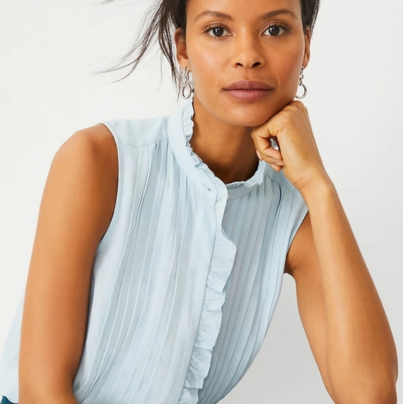 ANN TAYLOR RUFFLE BLOUSE - Picture 2 of 3